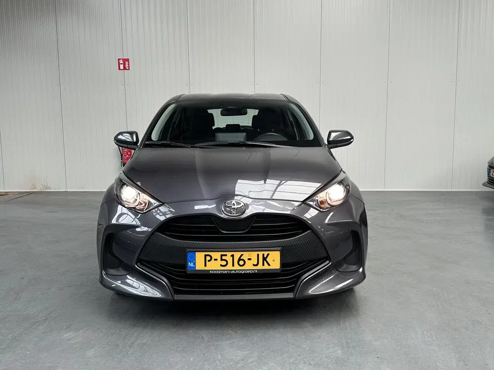 Toyota Yaris 1.5 VVT-i Active uit 2022, foto 19
