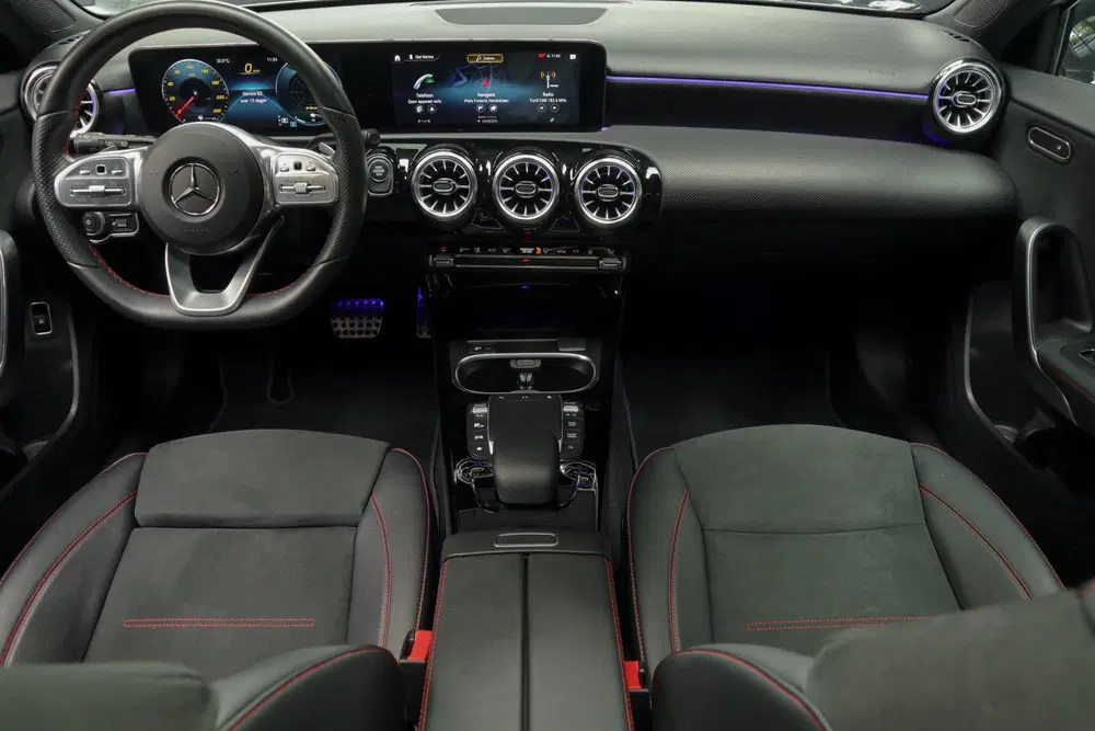 Mercedes-Benz A-Klasse 250e AMG Pano Leder Navi PTS Ambient uit 2022, foto 10