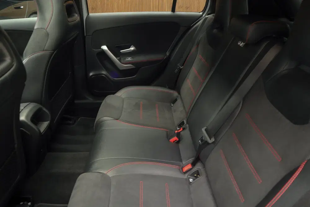Mercedes-Benz A-Klasse 250e AMG Pano Leder Navi PTS Ambient uit 2022, foto 18