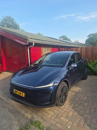 Tesla Model Y Premium Long Range AWD gratis FSD levensla uit 2025