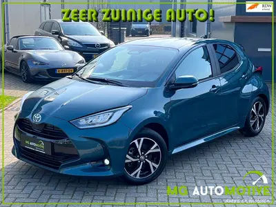Toyota Yaris 1.5 Hybrid 115 Business Plus uit 2025