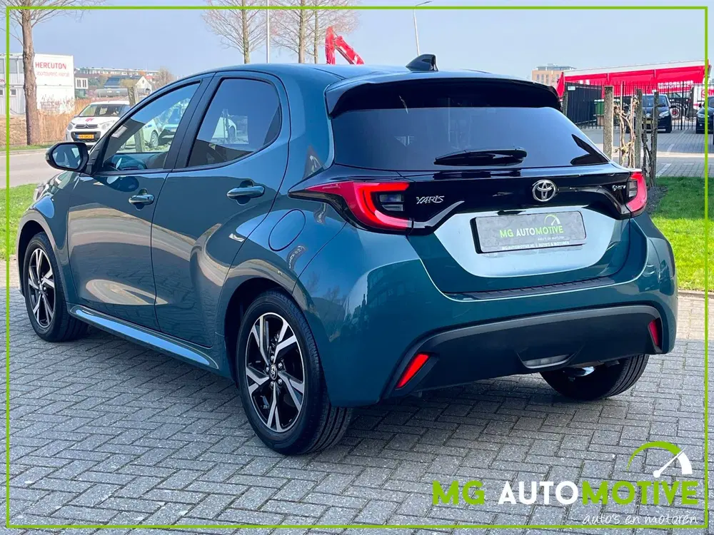 Toyota Yaris 1.5 Hybrid 115 Business Plus uit 2025, foto 5