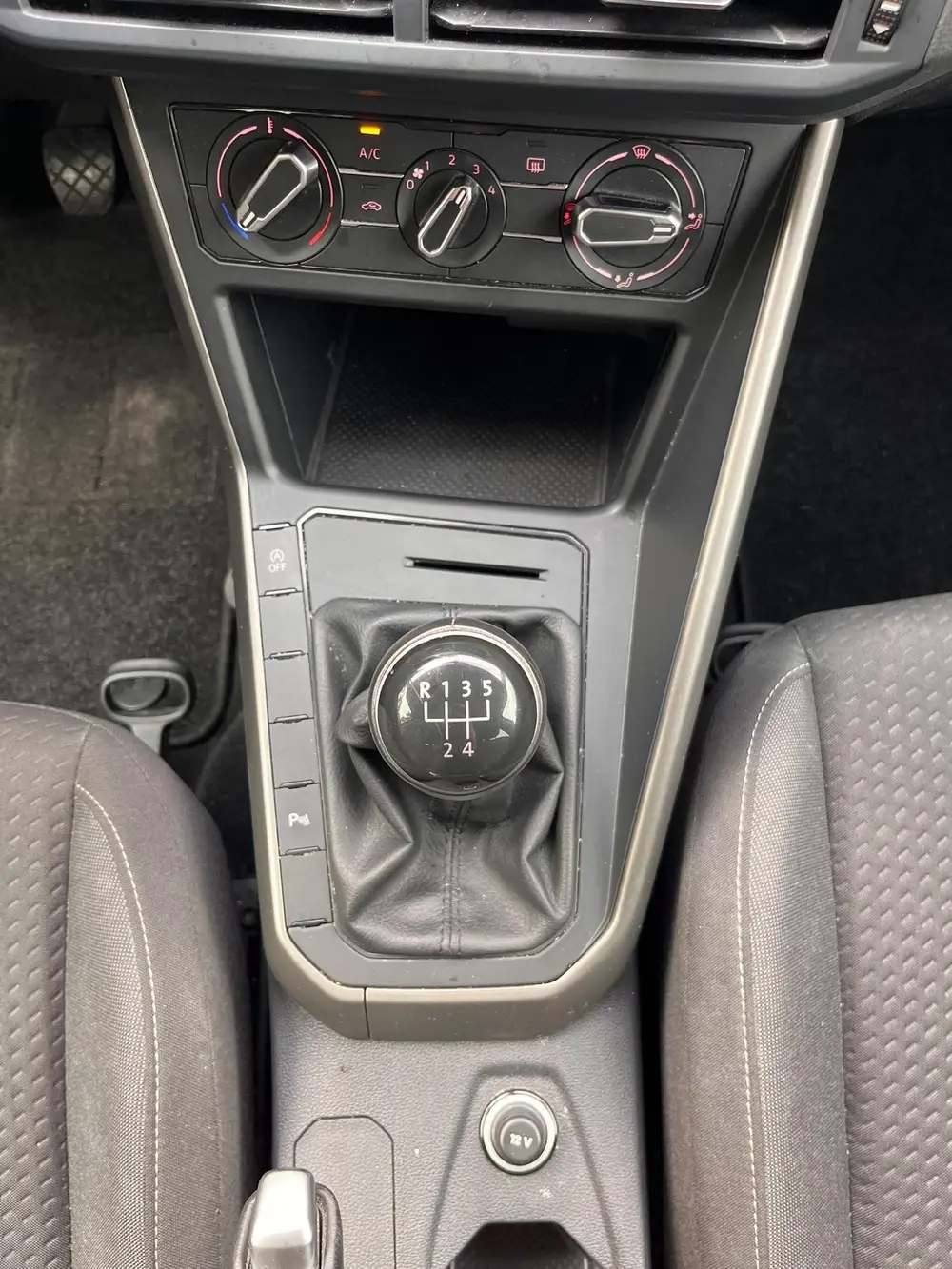 Volkswagen Polo 1.0 TSI R-Line (LM,Dab,Pdc,Acc) uit 2021, foto 11