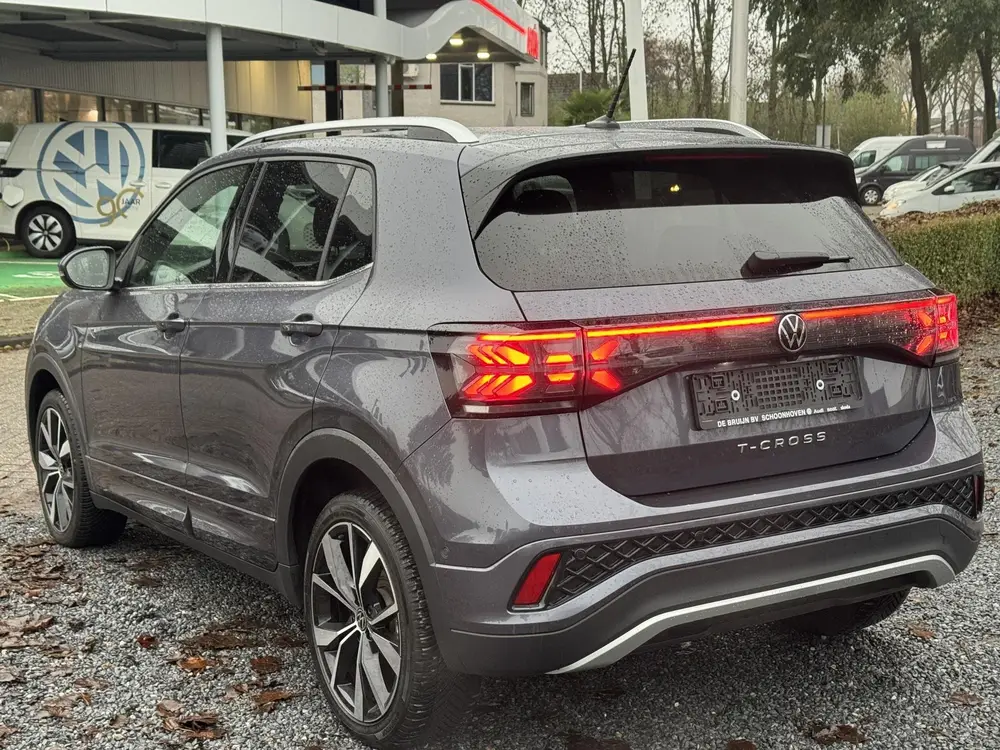 Volkswagen T-Cross 1.5 TSI 150pk DSG R-Line (Camera,Virtual uit 2025, foto 11