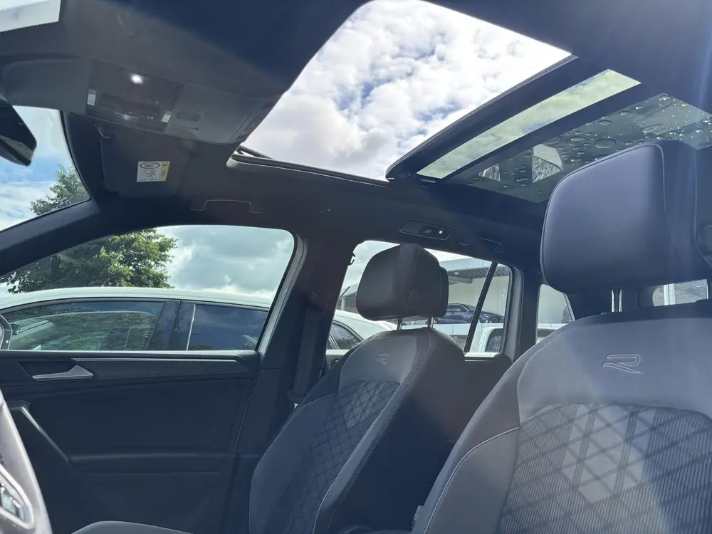 Volkswagen Tiguan TSI 245pk DSG Hybrid R-Line (Pano,Trekhaak uit 2022, foto 14