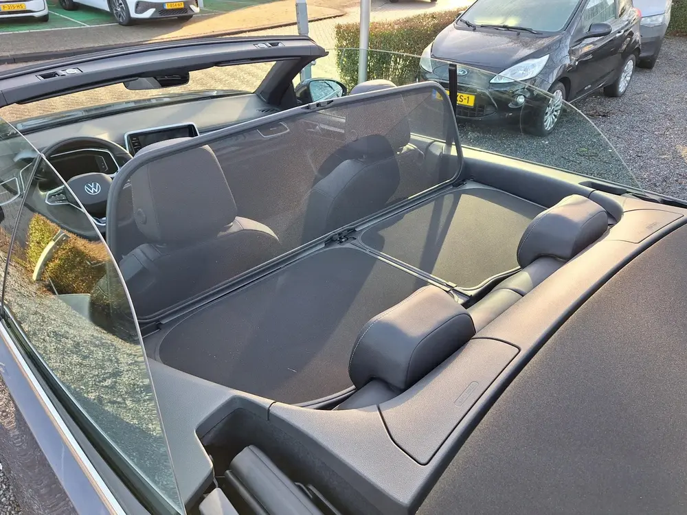 Volkswagen T-Roc Cabrio 1.5 TSI 150pk DSG R-Line (Trekhaak,C uit 2023, foto 15