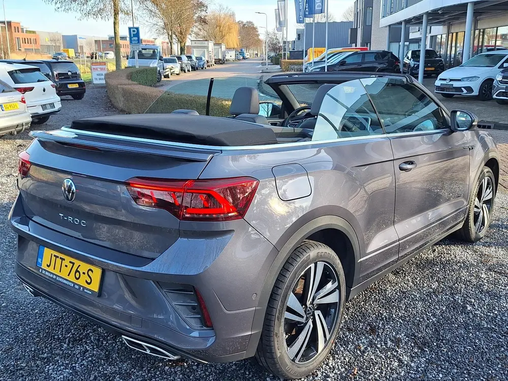 Volkswagen T-Roc Cabrio 1.5 TSI 150pk DSG R-Line (Trekhaak,C uit 2023, foto 2