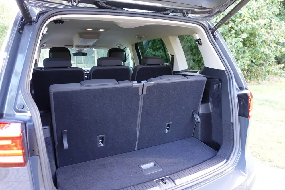 Volkswagen Touran 1.5 TSI Comfortline 7 Persoons (bj 2025) uit 2025, foto 14