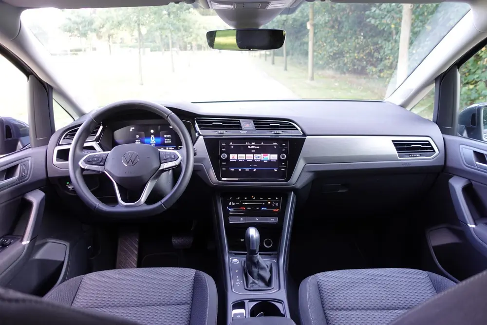 Volkswagen Touran 1.5 TSI Comfortline 7 Persoons (bj 2025) uit 2025, foto 20