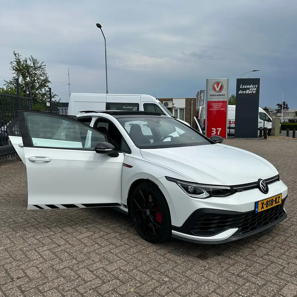 Volkswagen Golf 2.0 TSI OPF 221KW Dsg7 2022 Wit uit 2022, foto 3