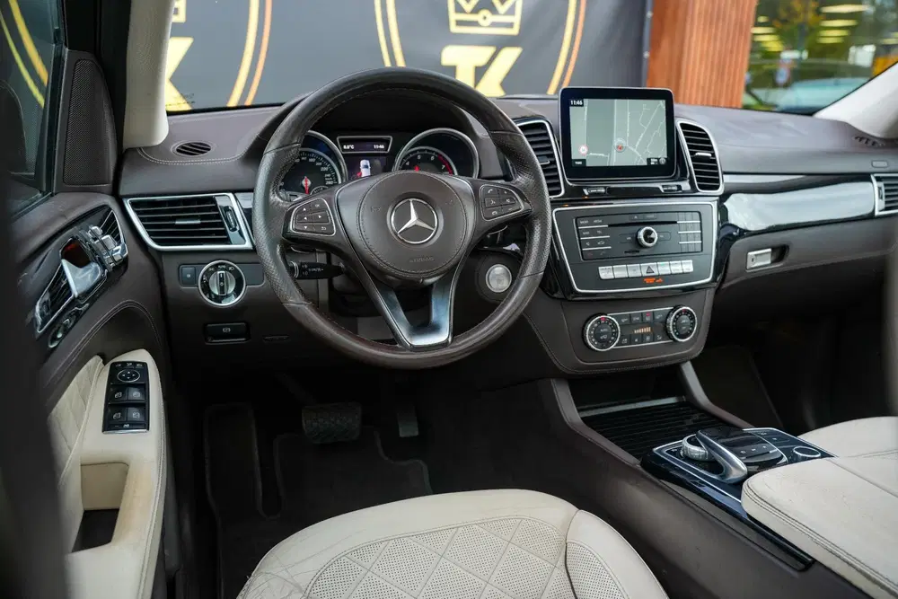 Mercedes-Benz GLS 400 4MATIC Panoramadak Adapt. Cruise Desig uit 2019, foto 4