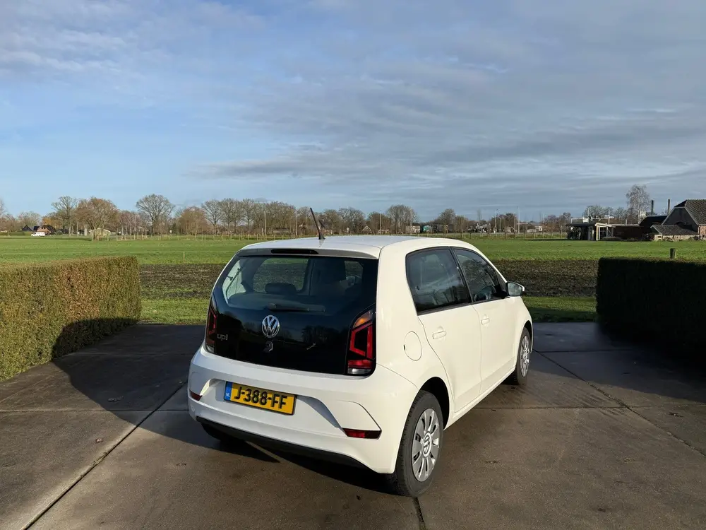 Volkswagen Up! 1.0 BMT move up! uit 2019, foto 4