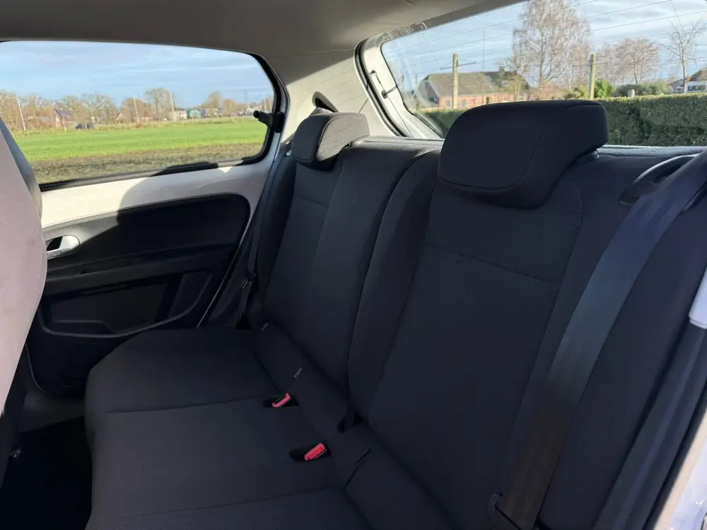 Volkswagen Up! 1.0 BMT move up! uit 2019, foto 8