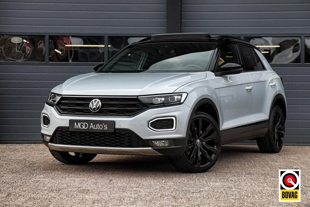 Volkswagen T-Roc 1.5 TSI Sport |LED|PANODAK|CARPLAY|CAMERA|V uit 2021
