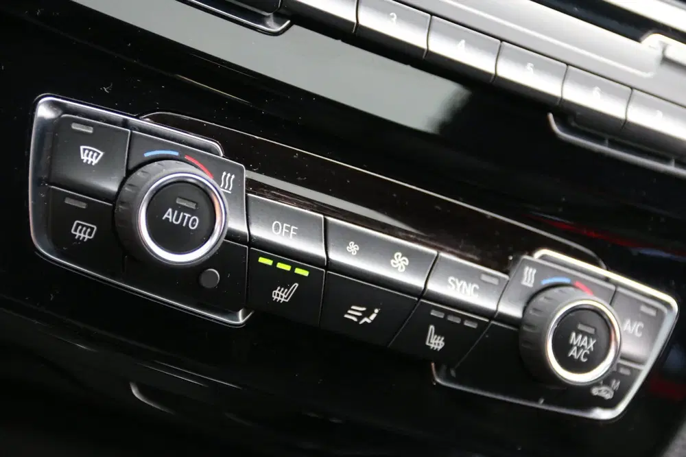 BMW X1 SDrive20i High Executive Edition M-PAKKET uit 2019, foto 14