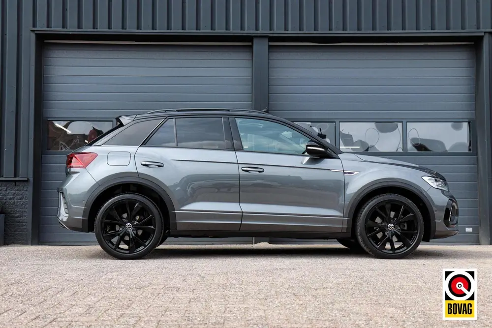 Volkswagen T-Roc 1.5 TSI 3x R-Line|IQ-LIGHT|PANO|CAMERA|MEMO uit 2023, foto 3
