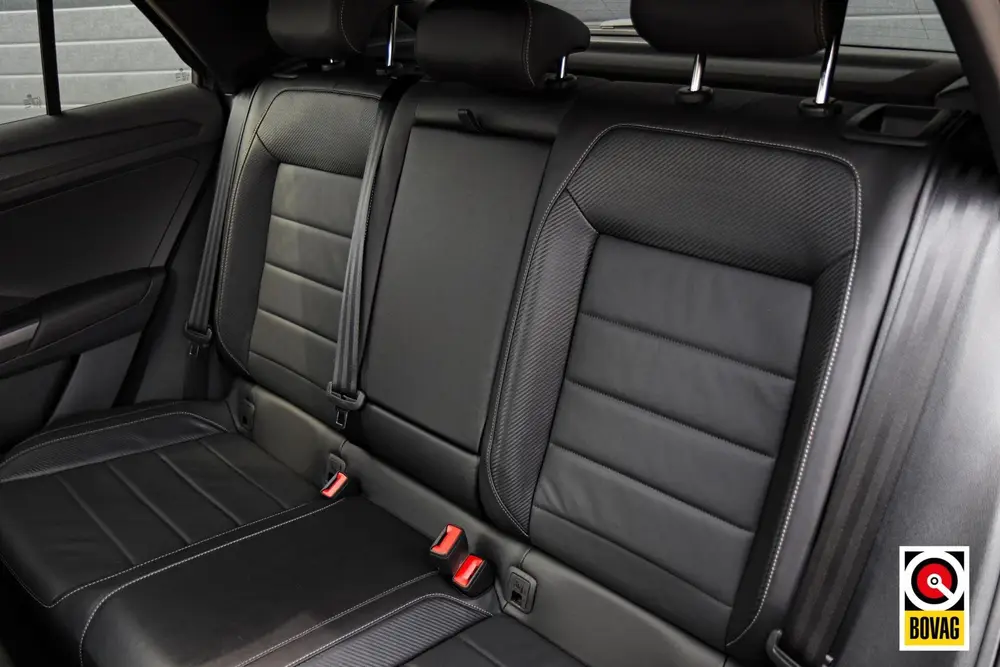 Volkswagen T-Roc 1.5 TSI 3x R-Line|IQ-LIGHT|PANO|CAMERA|MEMO uit 2023, foto 8