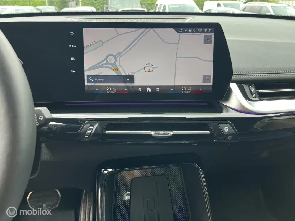 BMW X1 sDrive18i M-PAKKET*PANO-DAK*LED*CRUISE*PDC uit 2025, foto 12