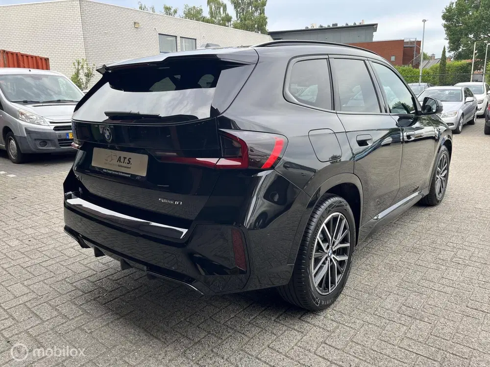BMW X1 sDrive18i M-PAKKET*PANO-DAK*LED*CRUISE*PDC uit 2025, foto 4