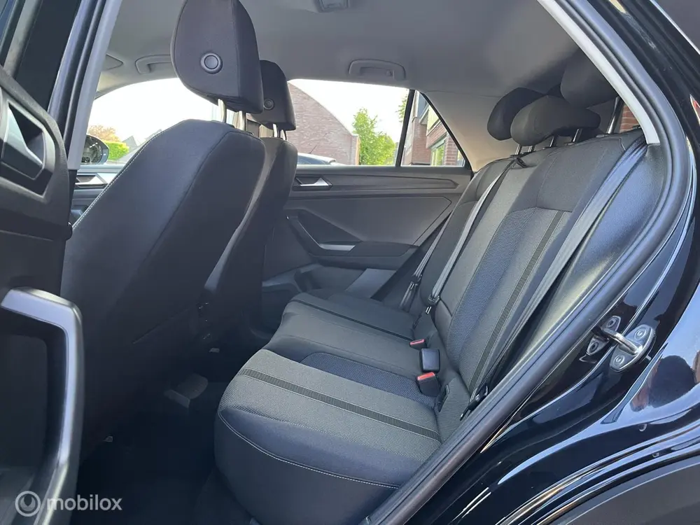 Volkswagen T-Roc 1.5 TSI Life Edition ACC*LED*PDC*CARPLAY* uit 2024, foto 11
