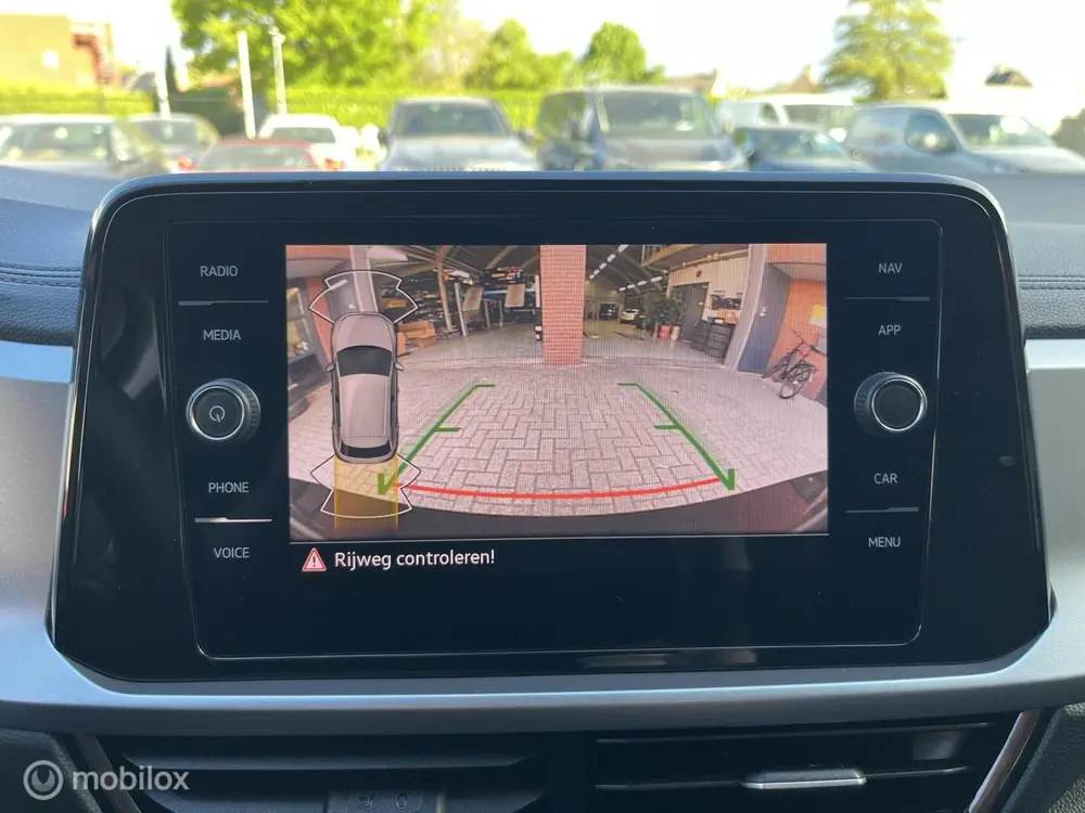 Volkswagen T-Roc 1.5 TSI Life Edition ACC*LED*PDC*CARPLAY* uit 2024, foto 14