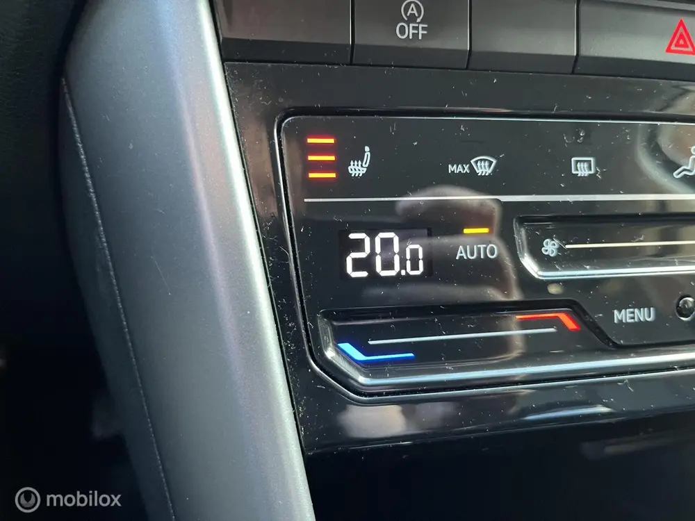 Volkswagen T-Roc 1.5 TSI Life Edition ACC*LED*PDC*CARPLAY* uit 2024, foto 19