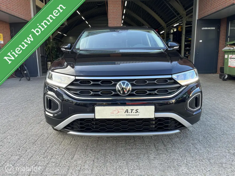 Volkswagen T-Roc 1.5 TSI Life Edition ACC*LED*PDC*CARPLAY* uit 2024, foto 2