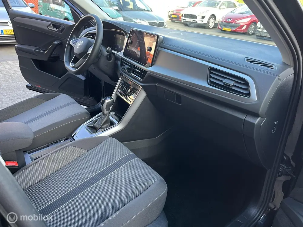 Volkswagen T-Roc 1.5 TSI Life Edition ACC*LED*PDC*CARPLAY* uit 2024, foto 9