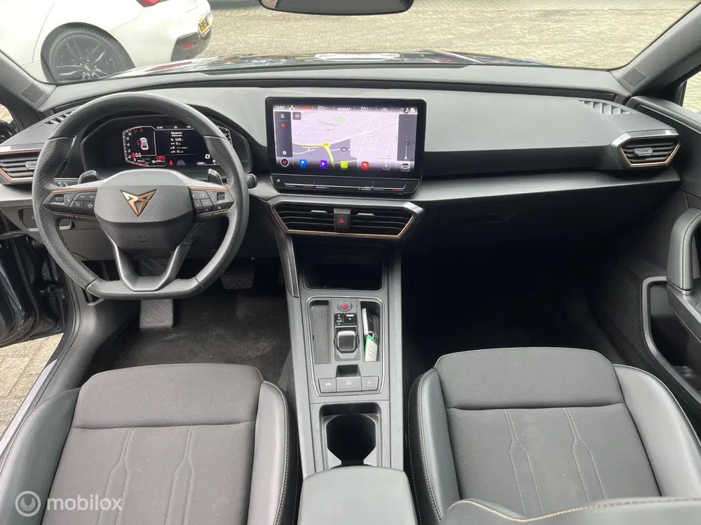 Cupra Leon 1.5 eTSI LED*NAVI*CAMERA*CRUISE*PDC*CARPLA uit 2024, foto 10