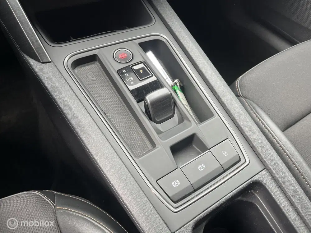 Cupra Leon 1.5 eTSI LED*NAVI*CAMERA*CRUISE*PDC*CARPLA uit 2024, foto 16