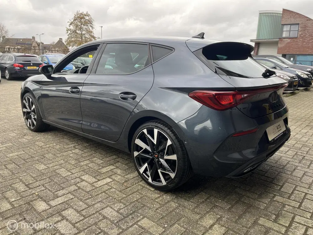 Cupra Leon 1.5 eTSI LED*NAVI*CAMERA*CRUISE*PDC*CARPLA uit 2024, foto 6