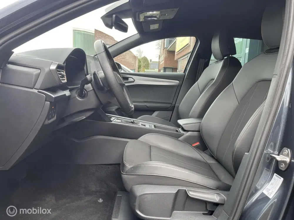 Cupra Leon 1.5 eTSI LED*NAVI*CAMERA*CRUISE*PDC*CARPLA uit 2024, foto 8