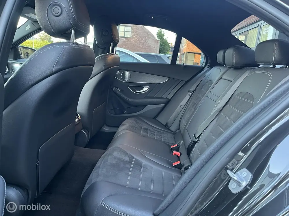 Mercedes-Benz C-Klasse 300 e AMG*LED*CRUISE*CARPLAY*PDC*BURMESTER uit 2020, foto 11