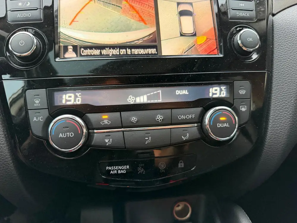 Nissan Qashqai 1.3 DIG-T N-Connecta uit 2019, foto 19