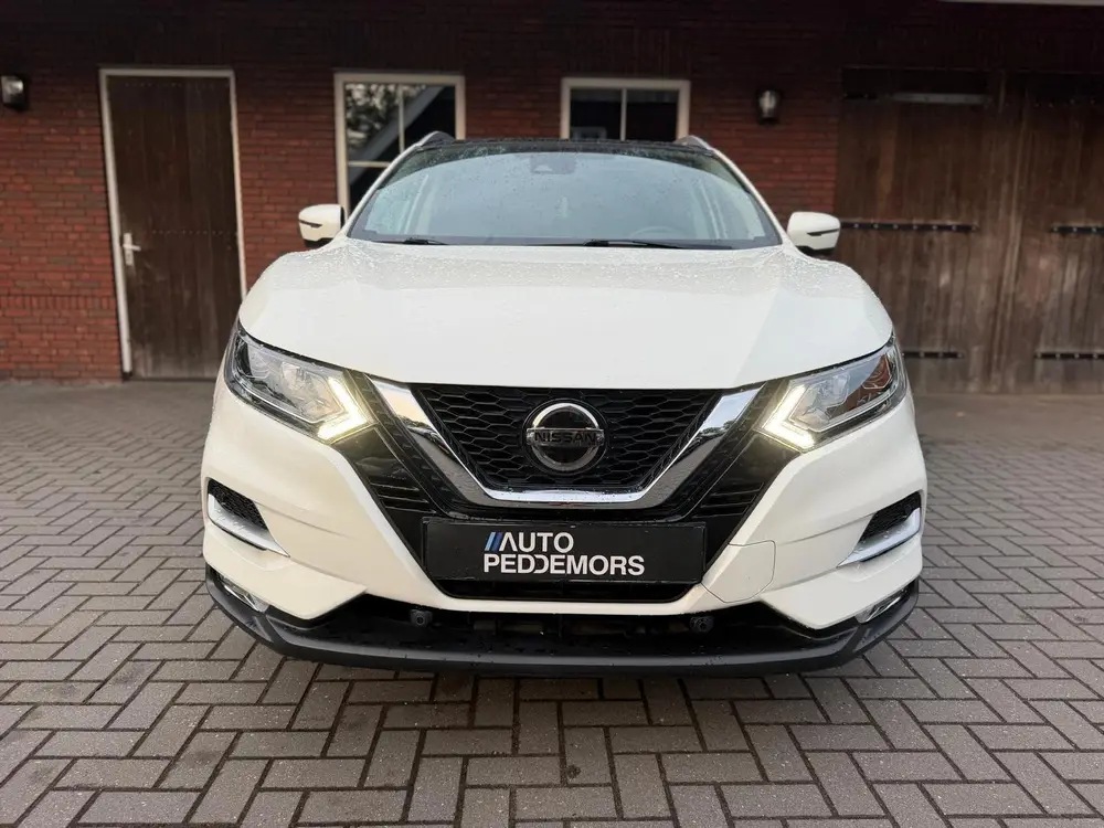 Nissan Qashqai 1.3 DIG-T N-Connecta uit 2019, foto 2