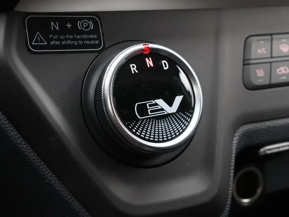 Maxus eDeliver 3 SWB 50 kWh Vloer & Wandbetimmering uit 2023, foto 17