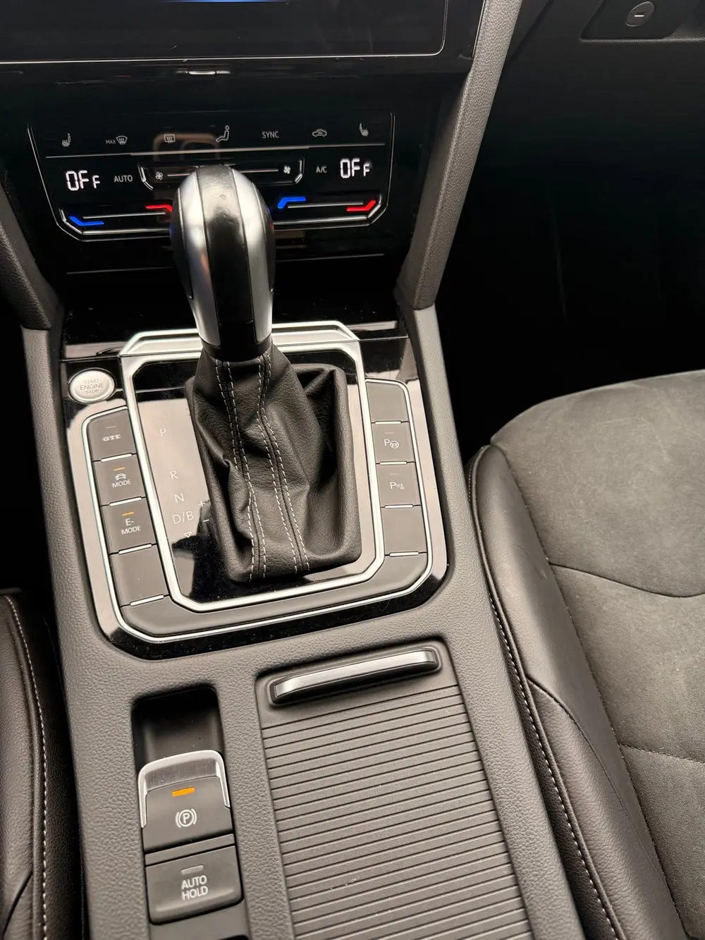 Volkswagen Arteon 1.4 Ehybrid 218pk 6-DSG 2021 Grijs uit 2021, foto 7