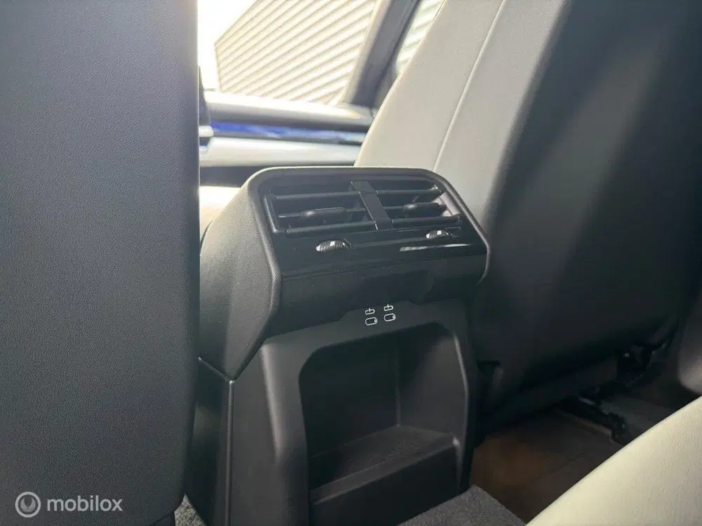 BMW 5-serie 530e xDrive uit 2025, foto 20