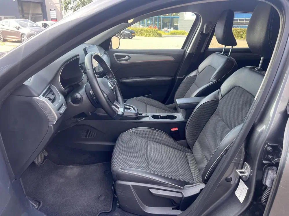 Renault Arkana 1.3 TCe 140 Automaat Airco Clima Navi LED uit 2021, foto 18