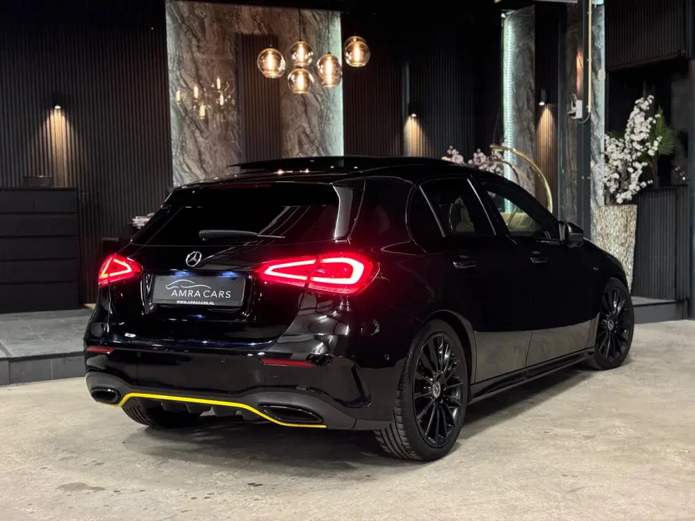 Mercedes-Benz A-Klasse 220 edition one uit 2019, foto 2