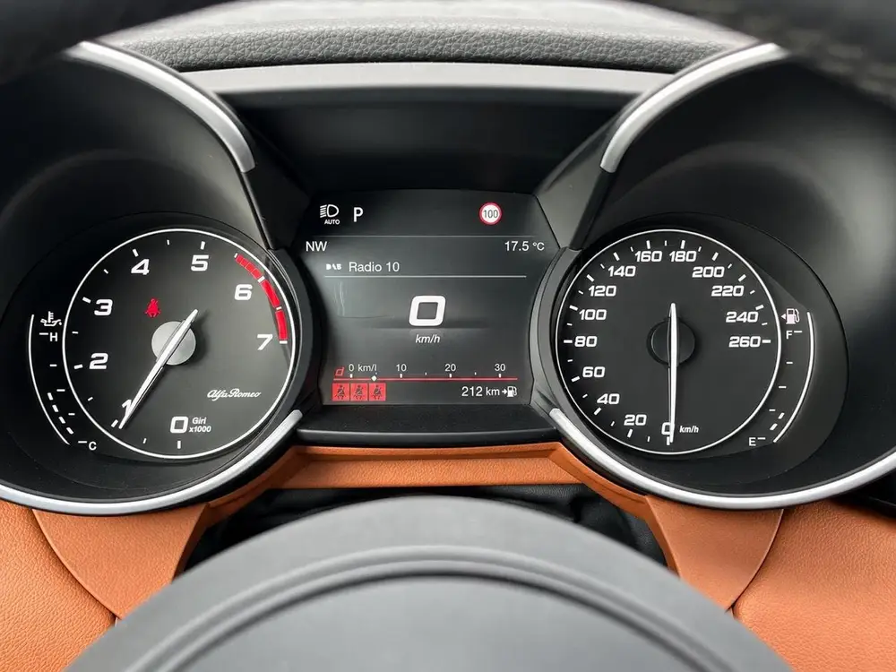 Alfa Romeo Giulia 2.0T SUPER 200pk Automaat | SUMMERDEAL | 1 uit 2020, foto 18