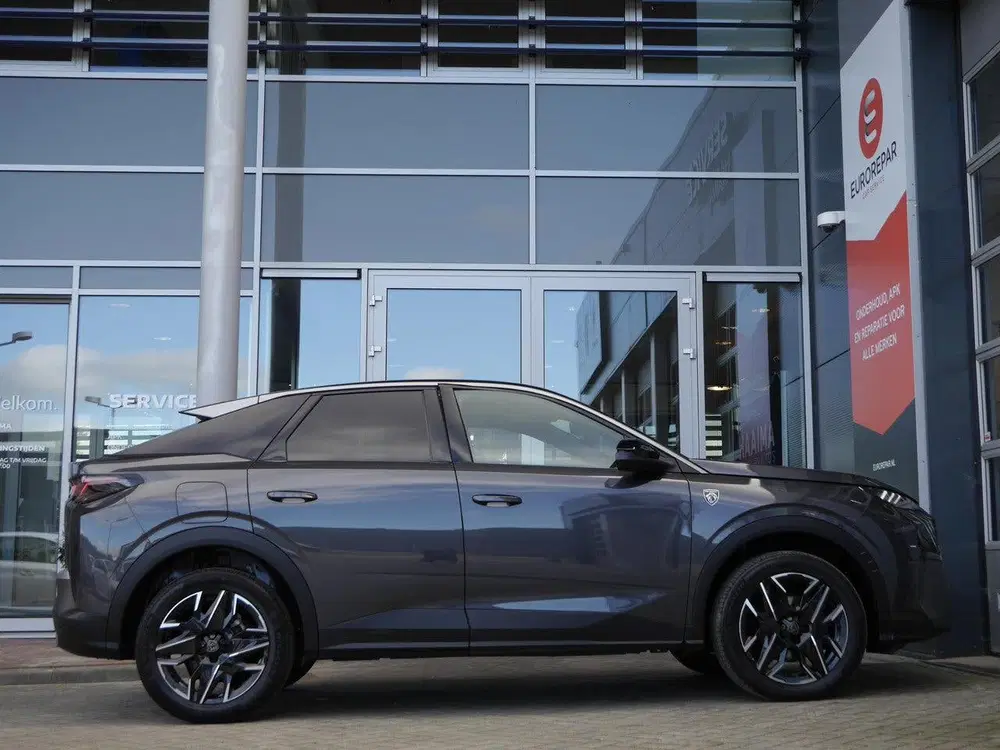 Peugeot 3008 1.2 Hybrid 136 GT uit 2024, foto 5