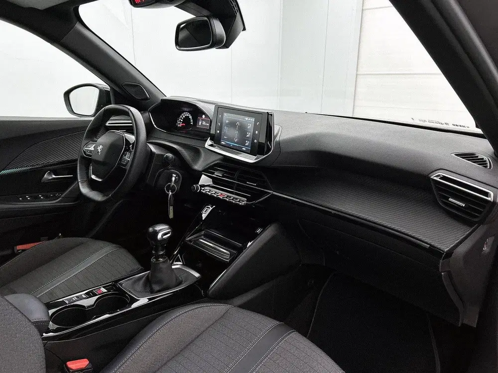 Peugeot 2008 1.2 100pk Allure uit 2023, foto 12