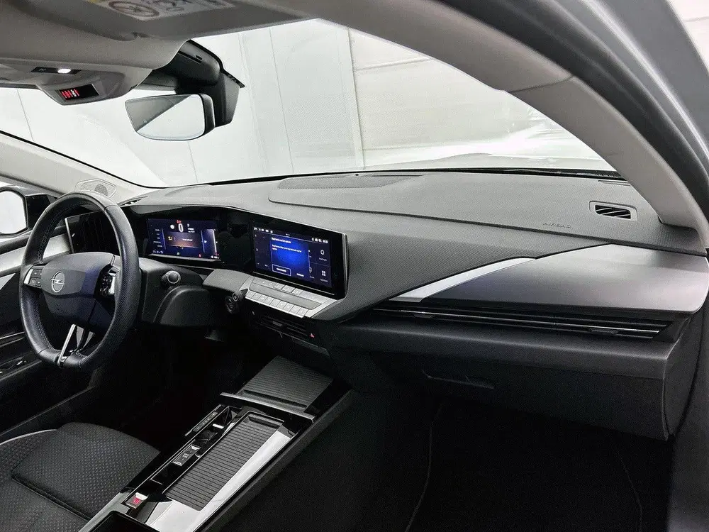 Opel Astra 180pk Hybrid Edition uit 2022, foto 12