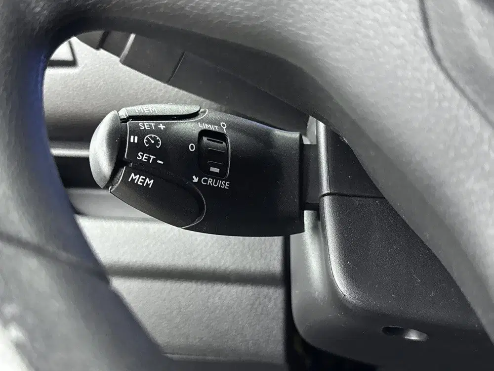 Peugeot Expert EV L2 75 kWh uit 2023, foto 18