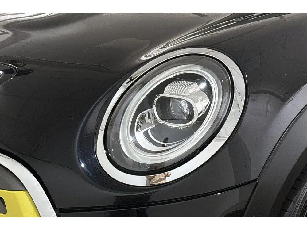 Mini Electric Yours 33 kWh Pano Stoelverwarming Keyless uit 2020, foto 17