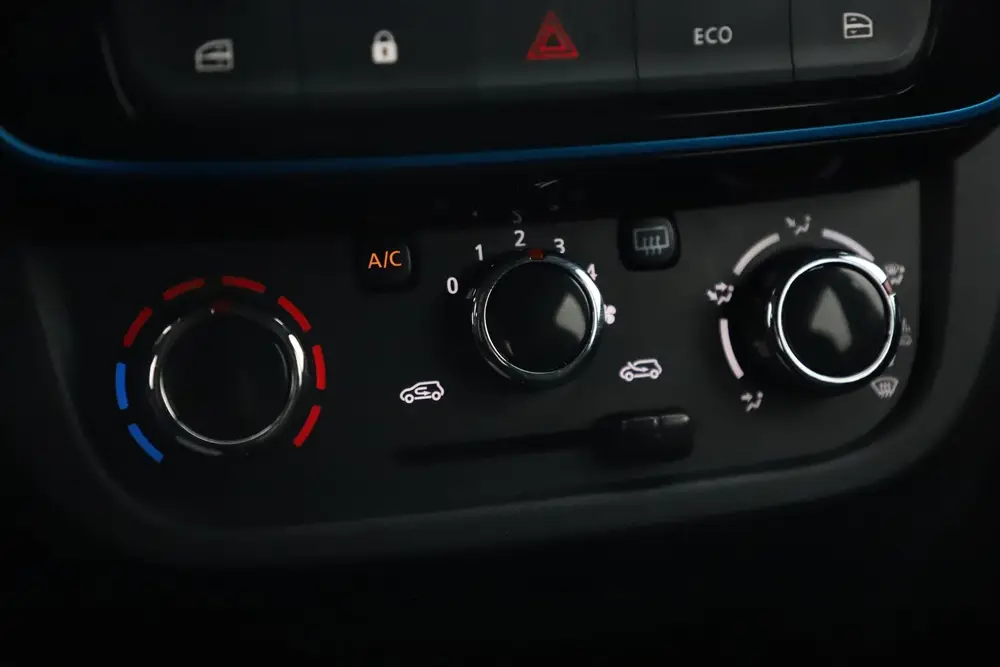 Dacia Spring Business 27 kWh Automaat Leder Navigatie C uit 2021, foto 10