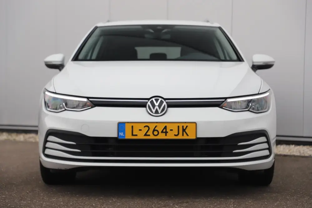 Volkswagen Golf Variant 1.0 eTSI Life Automaat Navigatie Car uit 2021, foto 2