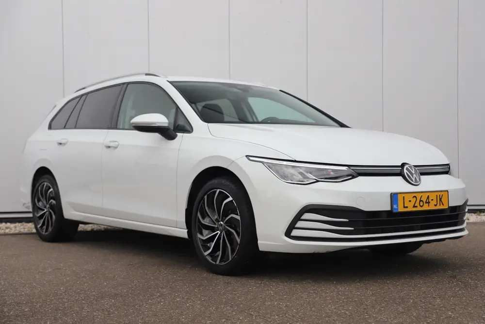 Volkswagen Golf Variant 1.0 eTSI Life Automaat Navigatie Car uit 2021, foto 3