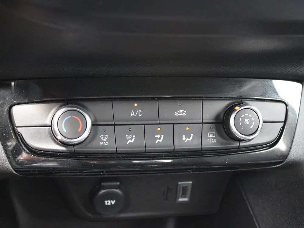 Opel Corsa 1.2 Edition uit 2024, foto 20